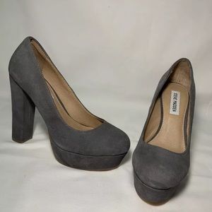 STEVE MADDEN HIGH HEEL GRAY SUEDE SHOES